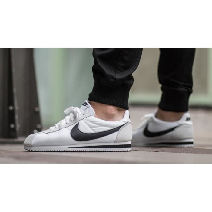 nike cortez homme noir et blanc