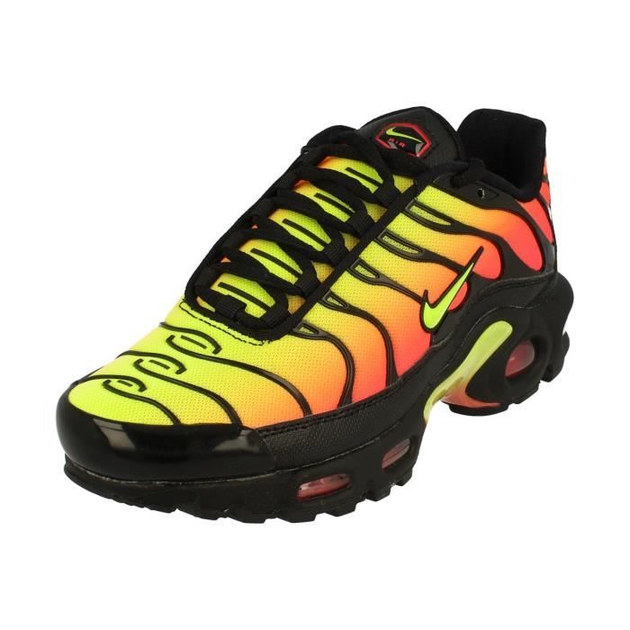 baskettes nike tn baskettes nike tn