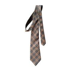 cravate burberry pas cher