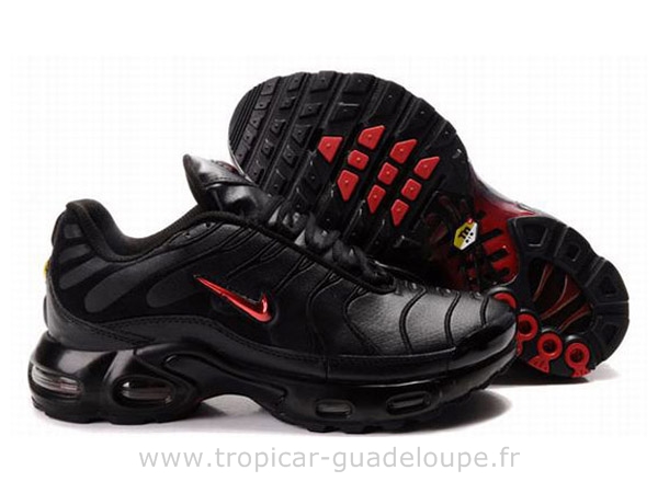 requin nike noir